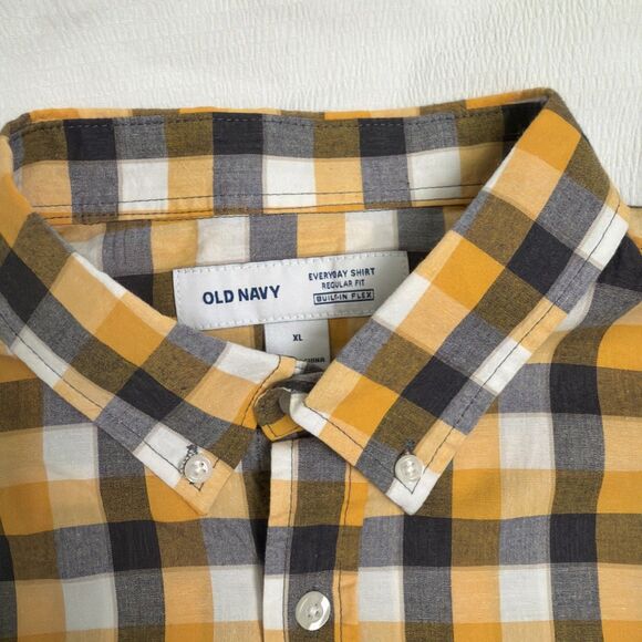 Old Navy Men's Everyday Shirt Regular Fit Button Down Long Sleeve Size XL NWT - Picture 3 of 6